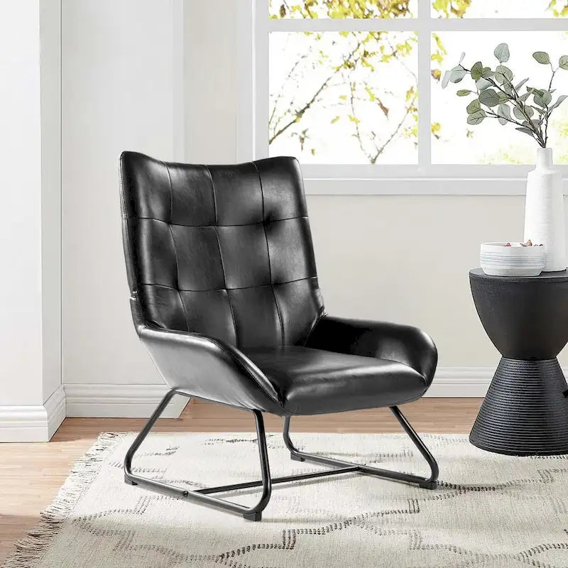 Fauteuil d'appoint dossier haut en cuir polyuréthane noir capitonné avec pieds en métal