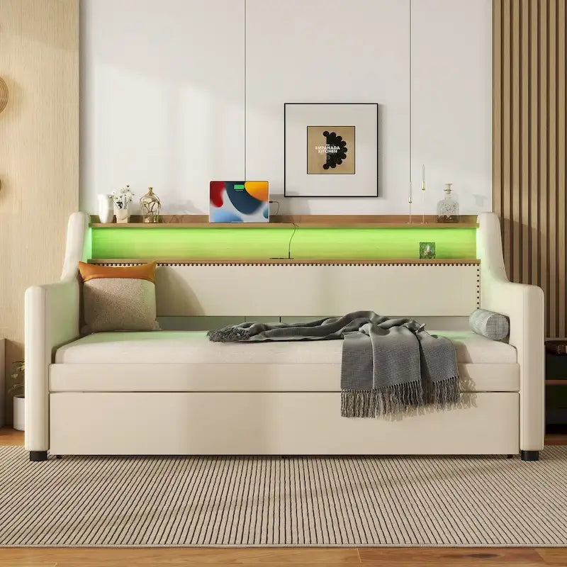 Lit de repos rembourré en cuir PU avec lumières LED, port de chargement USB et tête de lit de rangement