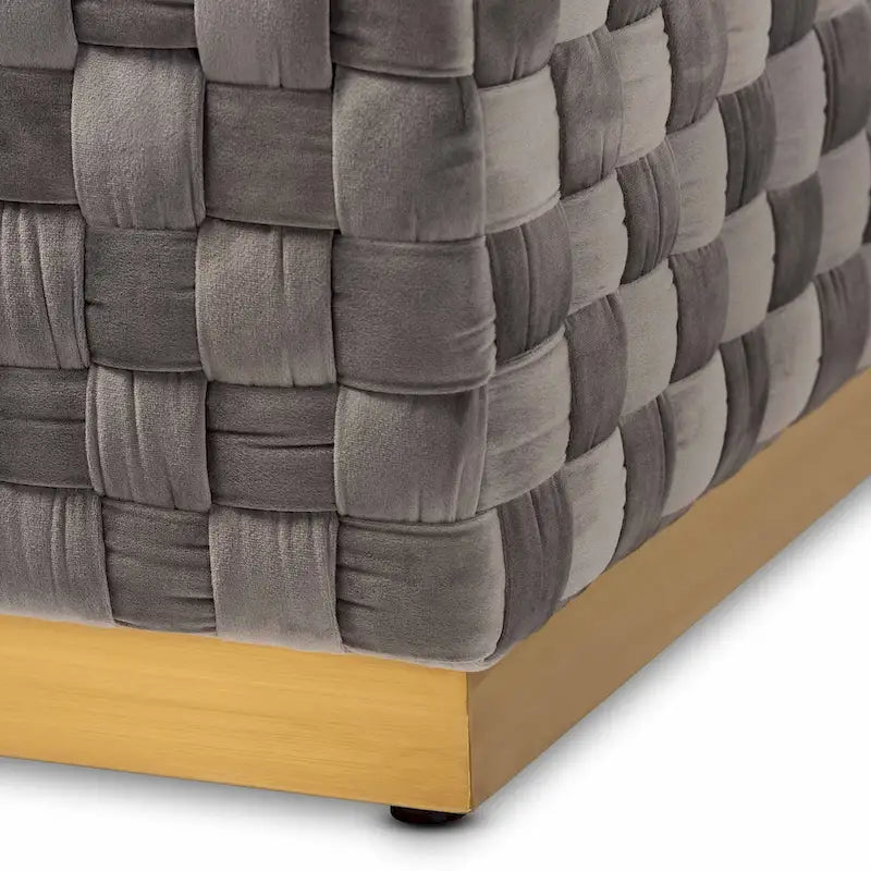 Pouf de cocktail carré tissé en velours gris avec base en métal doré
