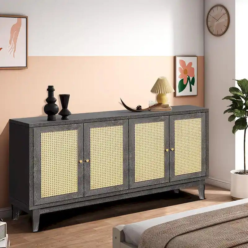 Buffet en bois gris foncé antique avec portes en rotin et meuble de rangement
