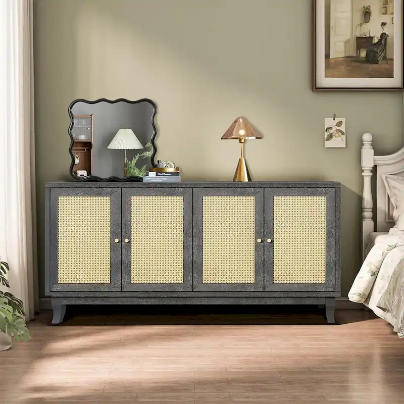 Buffet en bois gris foncé antique avec portes en rotin et meuble de rangement